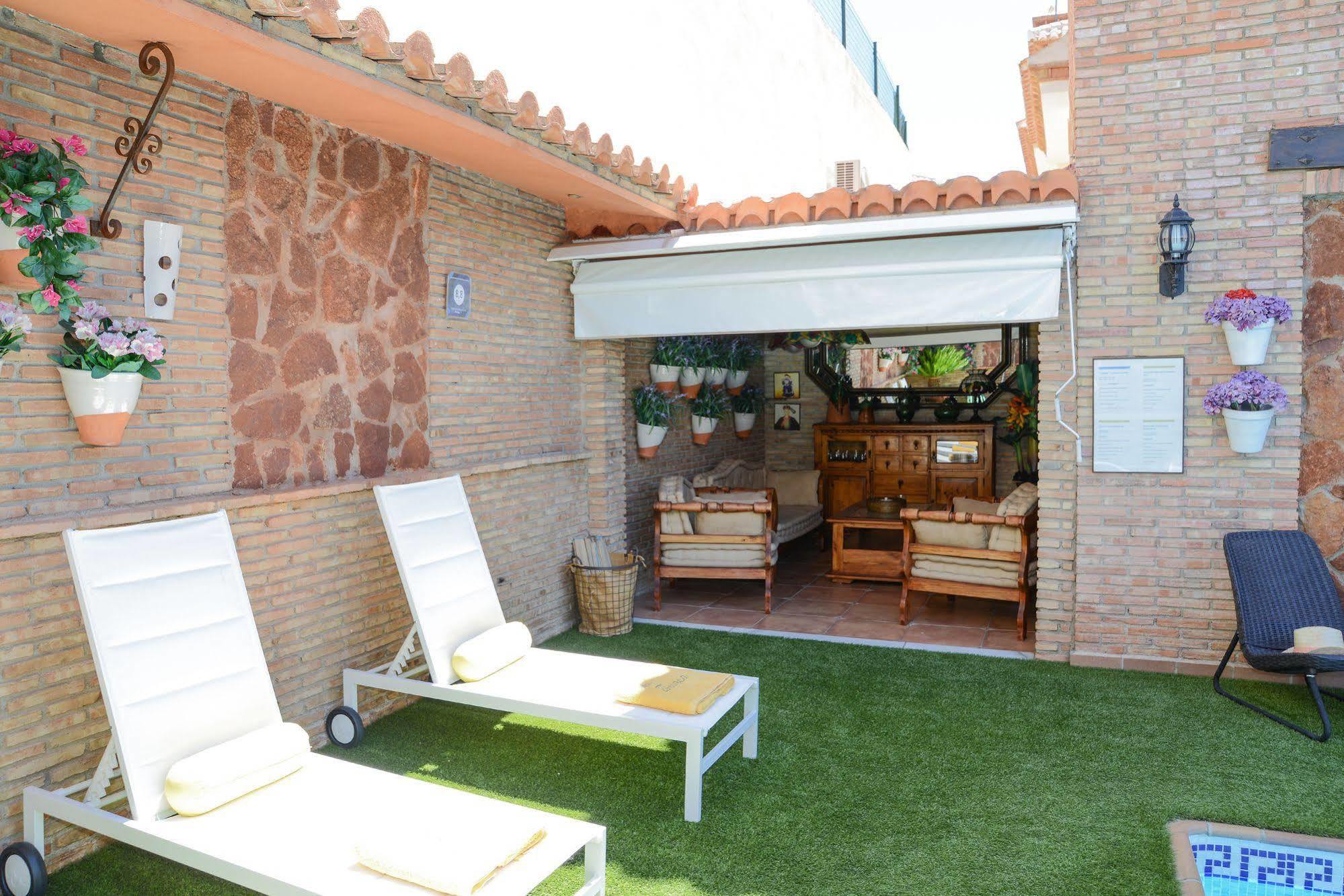 Apartamentos Turisticos Tronca Luxury Granada Dış mekan fotoğraf